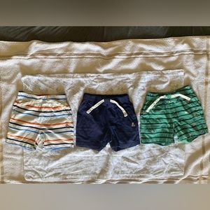 Baby boys shorts Gap 18 -24 mo months